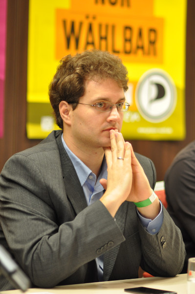 Sebastian Nerz bei der Pressekonferenz in Bochum